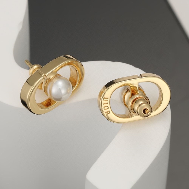 chr1st1an D10r earrings